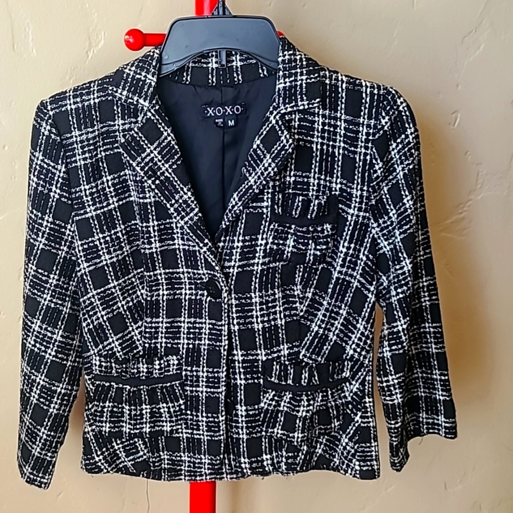 Black & white tweed 3/4 sleeve blazer